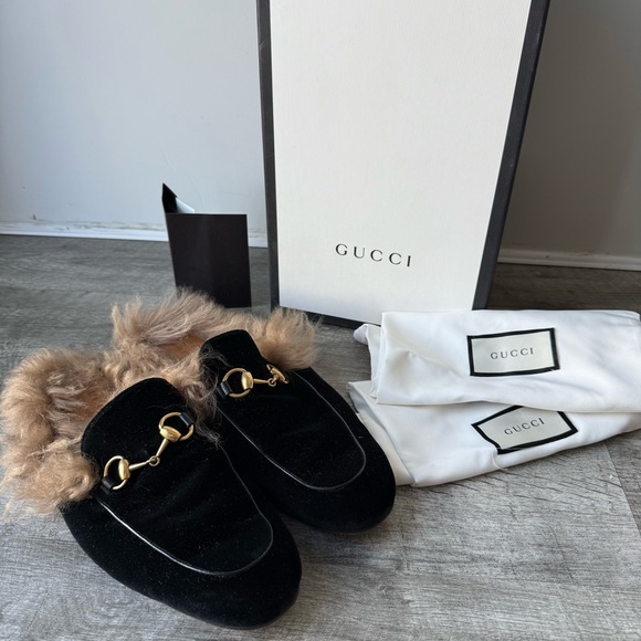 Gucci Princetown Velvet Mules - Picture 1 of 7